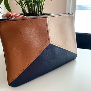 ✨SALE✨ (FREE ADD-ON) NEW IPSY Makeup Bags